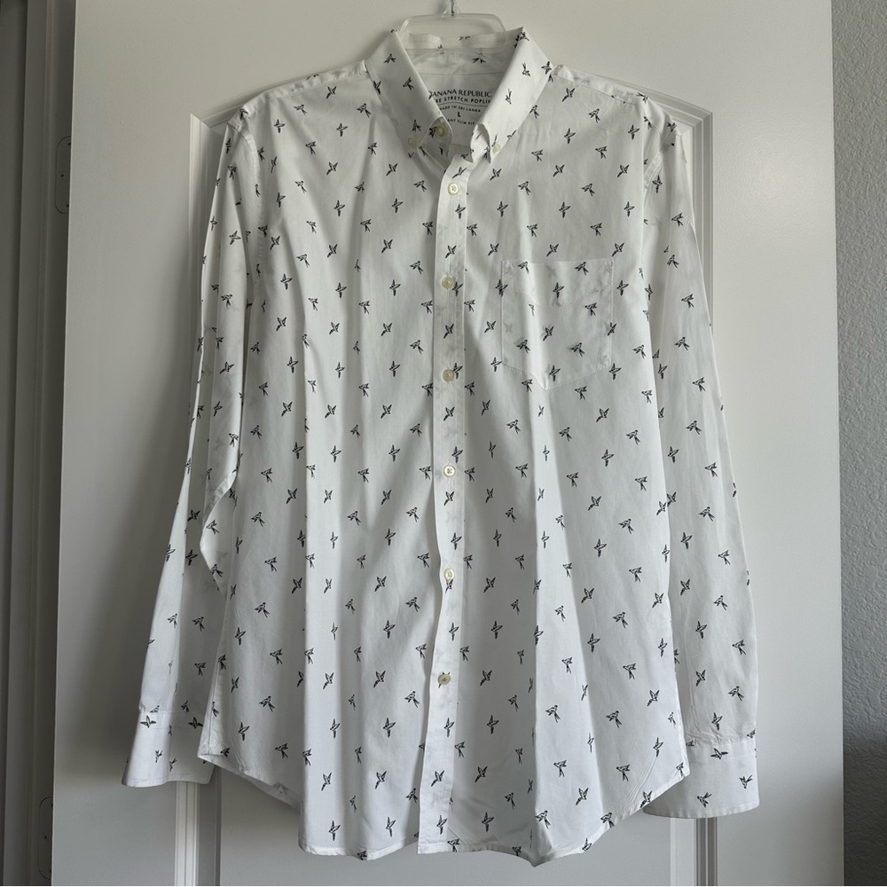 Banana Republic White Shirt with Black Pattern
